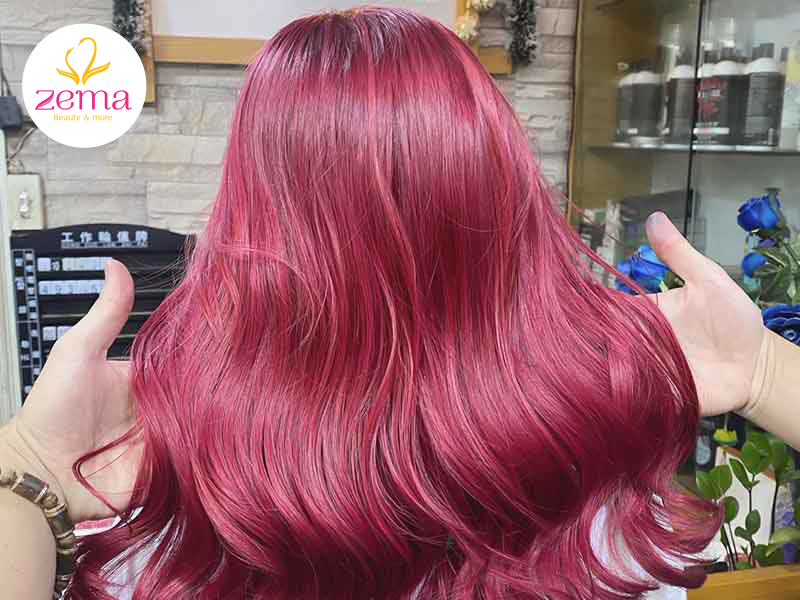 Màu tóc đỏ cherry đang được ưa chuộng hiện nay